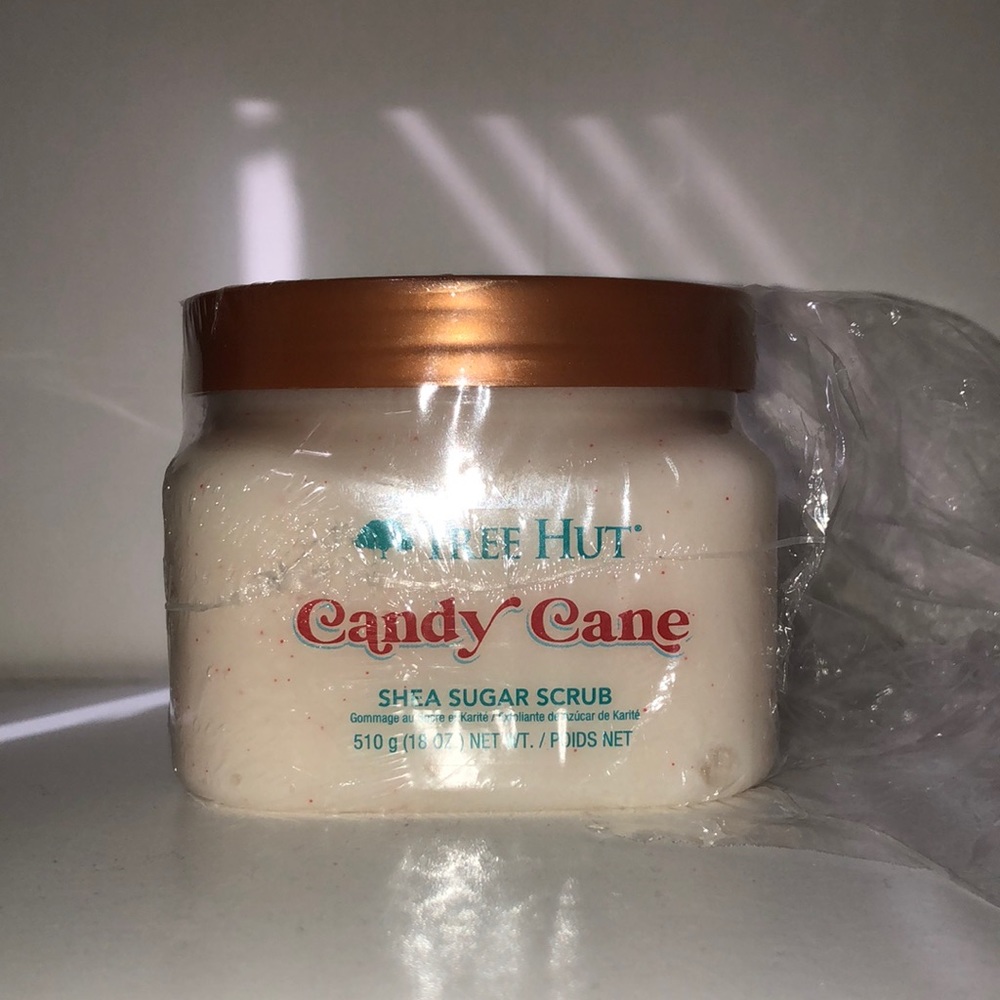 Tree Hut Candy Cane Shea Sugar scrub 18oz